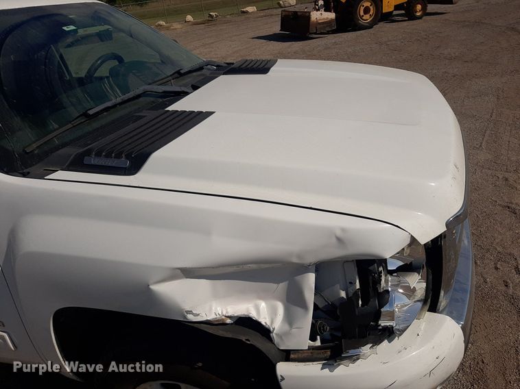 image for item OF9463 2011 Chevrolet Silverado 1500  Ext. Cab pickup truck