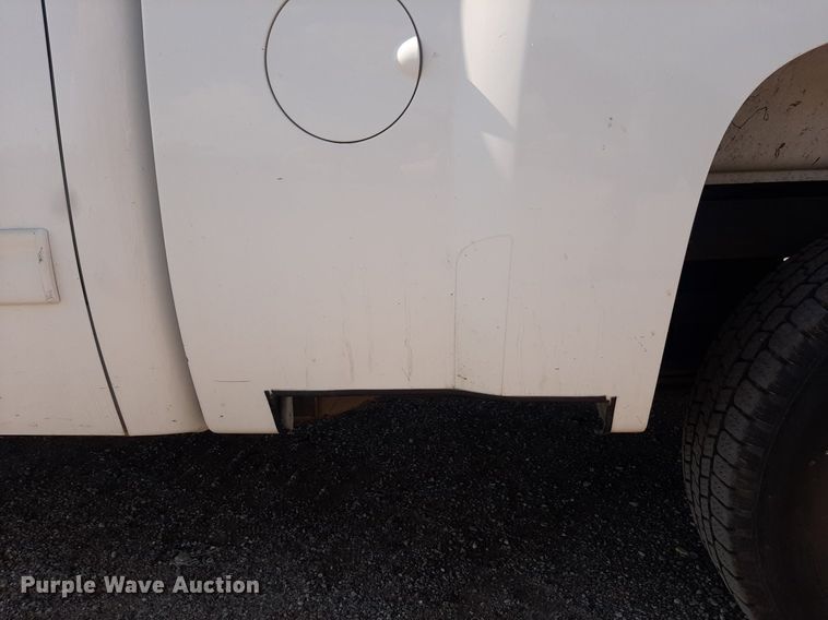 image for item OF9463 2011 Chevrolet Silverado 1500  Ext. Cab pickup truck