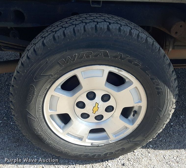 image for item OF9463 2011 Chevrolet Silverado 1500  Ext. Cab pickup truck