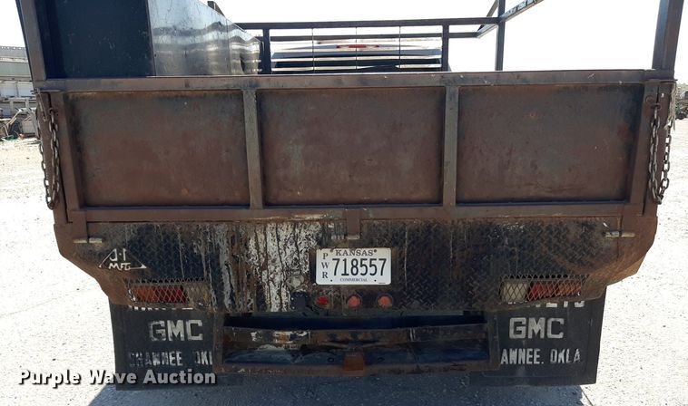 image for item OF9488 2007 Chevrolet Silverado 3500  Crew Cab flatbed pickup truck