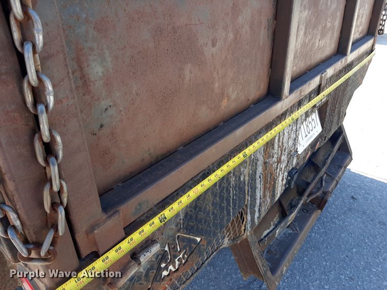 image for item OF9488 2007 Chevrolet Silverado 3500  Crew Cab flatbed pickup truck