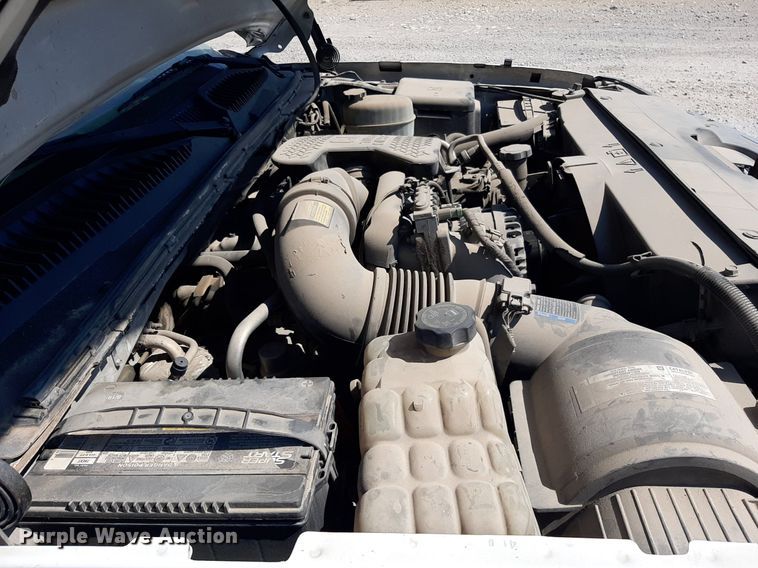 image for item OF9488 2007 Chevrolet Silverado 3500  Crew Cab flatbed pickup truck