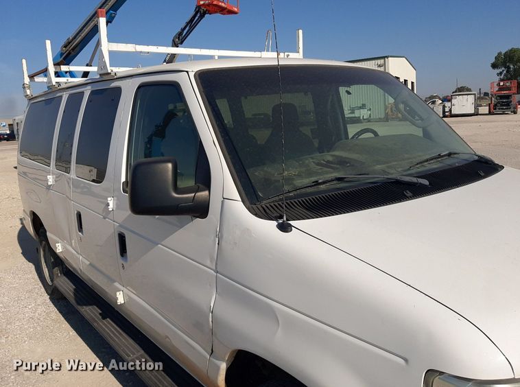 image for item OF9489 2012 Ford E-350 Super Duty  van