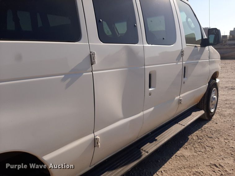 image for item OF9489 2012 Ford E-350 Super Duty  van
