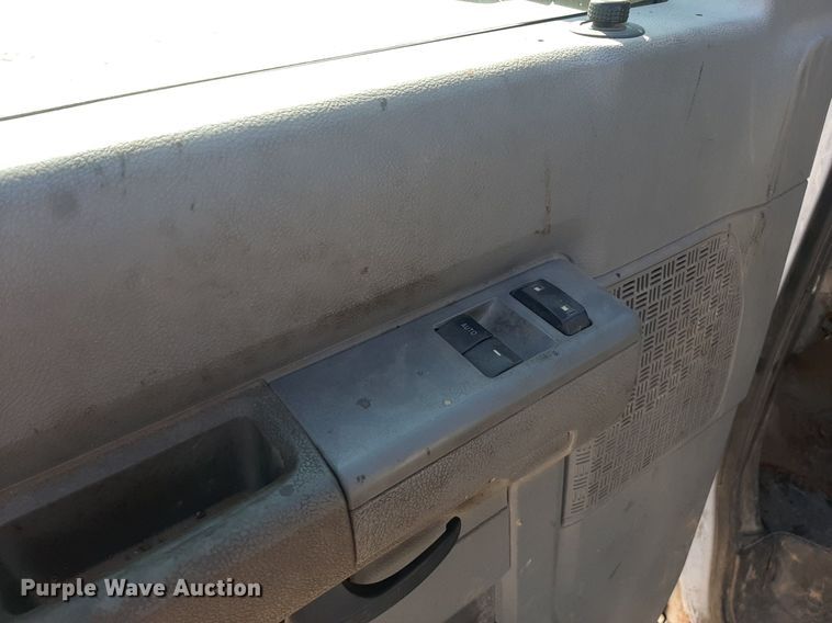 image for item OF9489 2012 Ford E-350 Super Duty  van