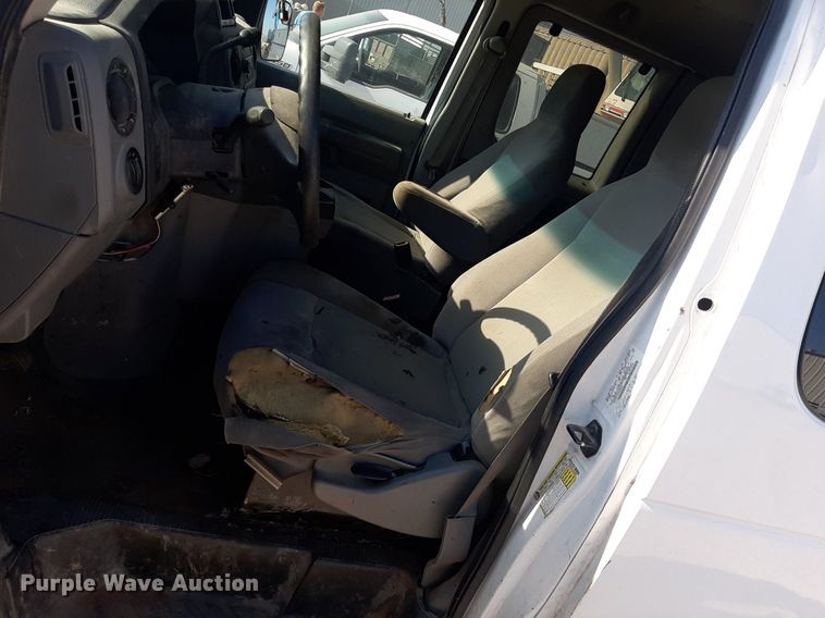 image for item OF9489 2012 Ford E-350 Super Duty  van