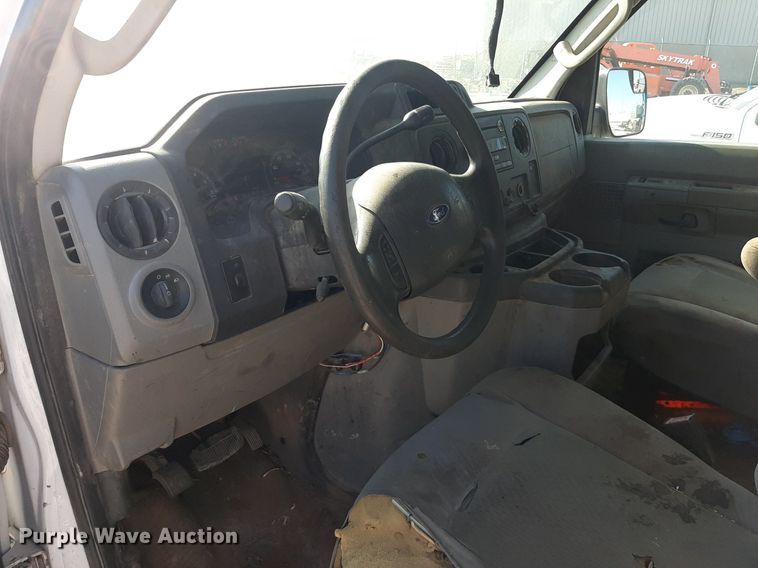 image for item OF9489 2012 Ford E-350 Super Duty  van