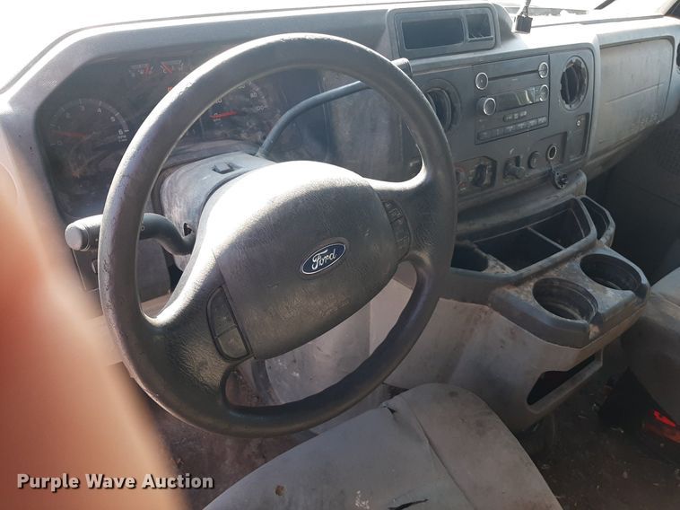 image for item OF9489 2012 Ford E-350 Super Duty  van