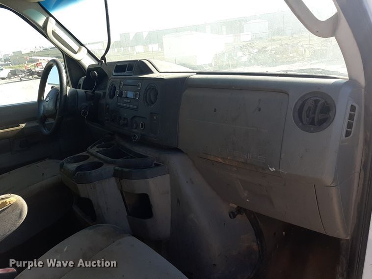 image for item OF9489 2012 Ford E-350 Super Duty  van