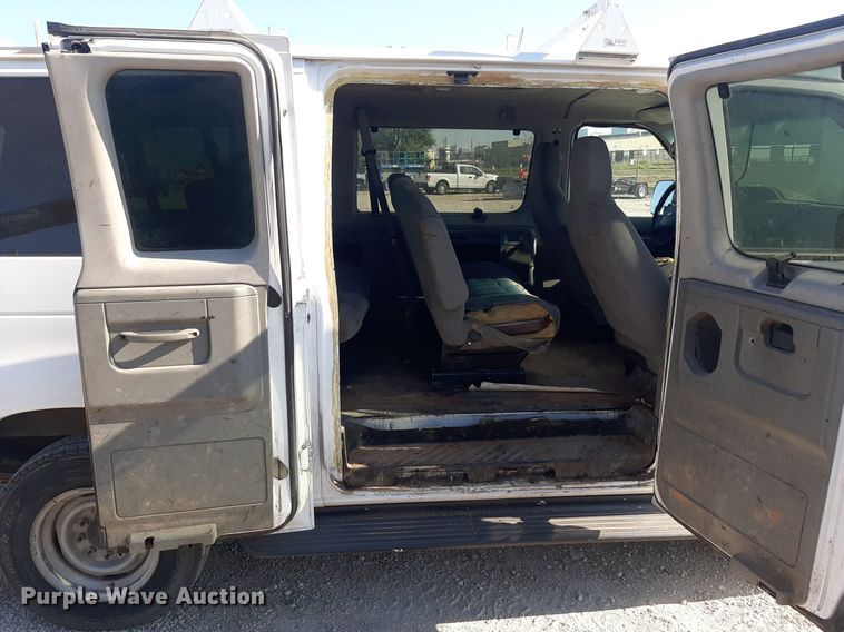 image for item OF9489 2012 Ford E-350 Super Duty  van