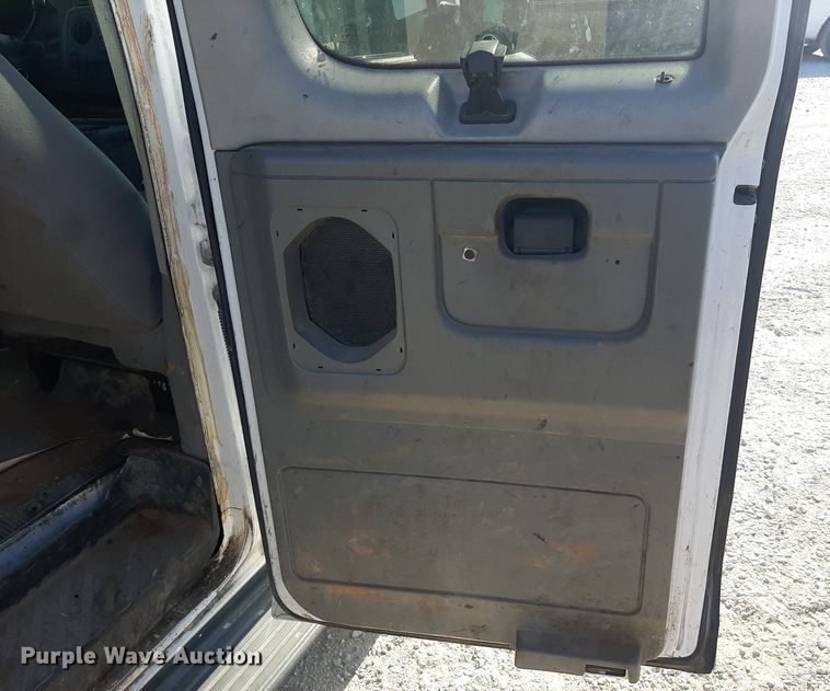 image for item OF9489 2012 Ford E-350 Super Duty  van