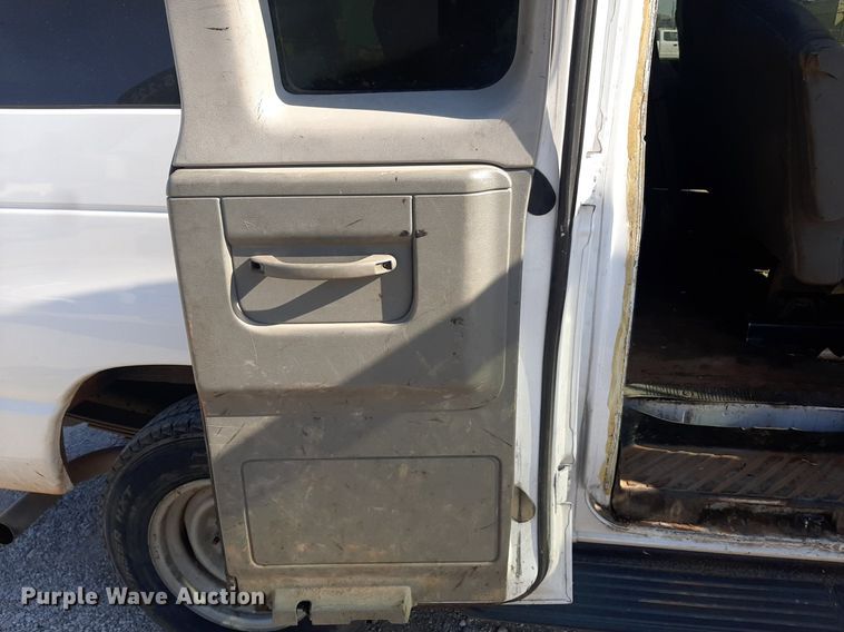 image for item OF9489 2012 Ford E-350 Super Duty  van