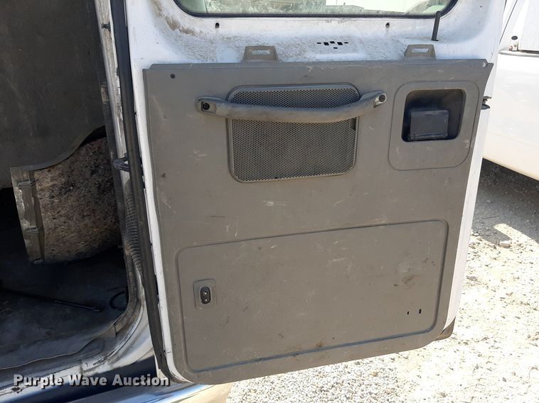 image for item OF9489 2012 Ford E-350 Super Duty  van