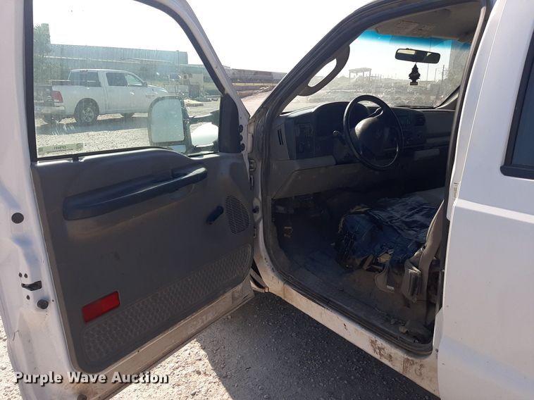 image for item OF9491 2007 Ford F350 Super Duty  Crew Cab pickup truck