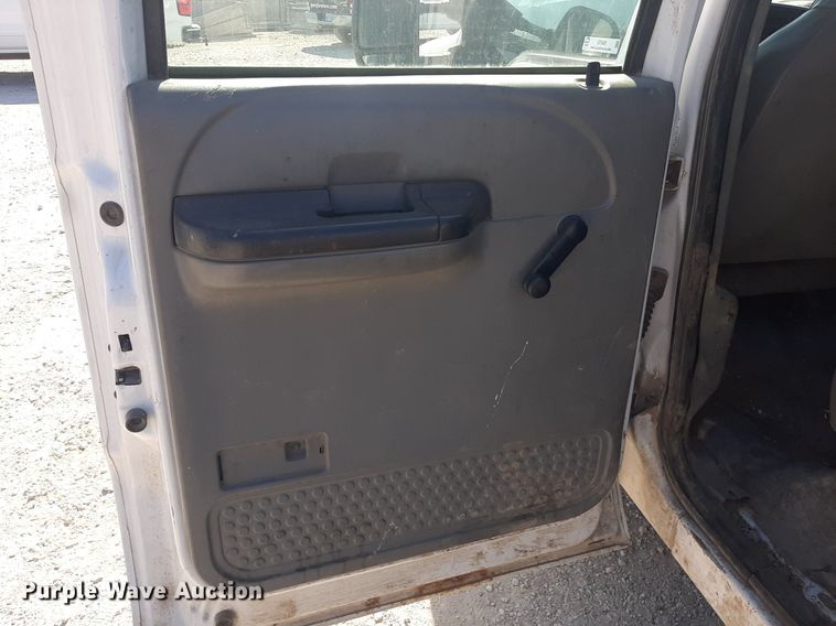 image for item OF9491 2007 Ford F350 Super Duty  Crew Cab pickup truck