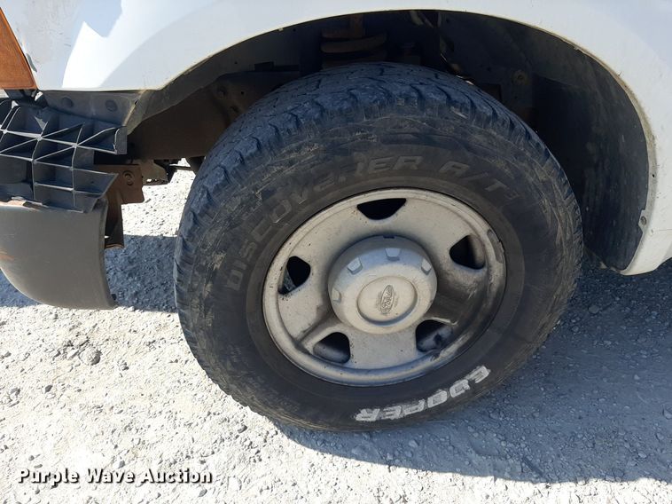 image for item OF9491 2007 Ford F350 Super Duty  Crew Cab pickup truck