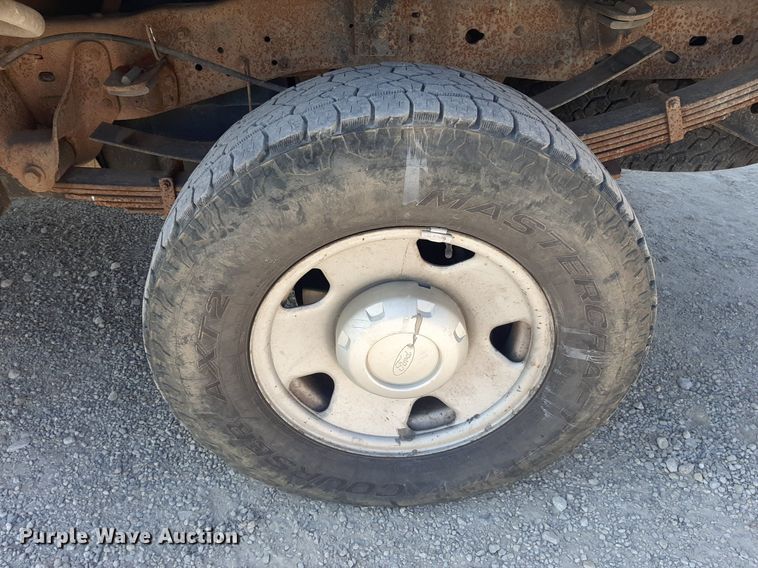 image for item OF9491 2007 Ford F350 Super Duty  Crew Cab pickup truck