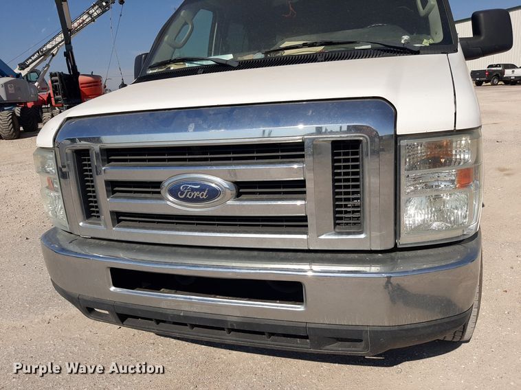 image for item OF9492 2013 Ford E350 XL Super Duty  van