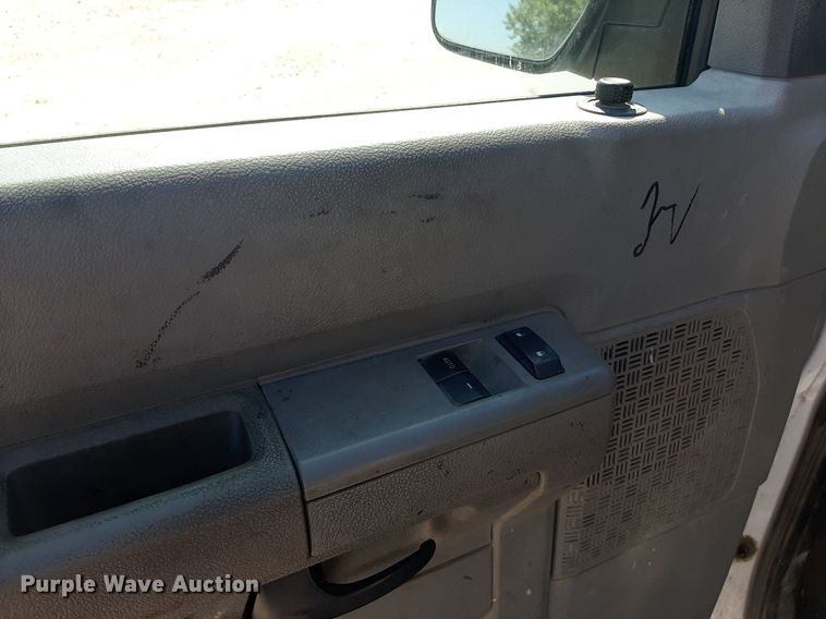 image for item OF9492 2013 Ford E350 XL Super Duty  van