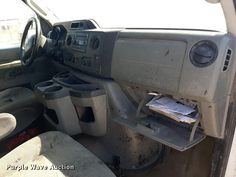 image for item OF9492 2013 Ford E350 XL Super Duty  van