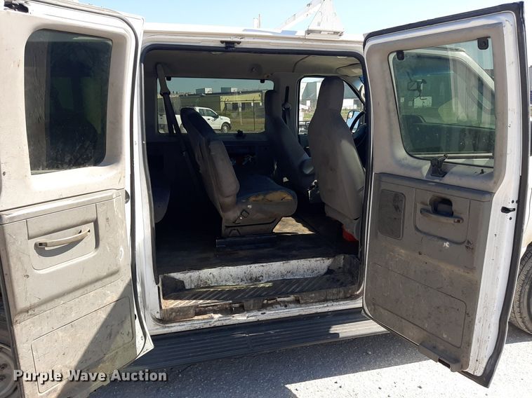 image for item OF9492 2013 Ford E350 XL Super Duty  van