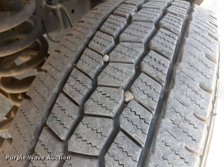 image for item OF9492 2013 Ford E350 XL Super Duty  van