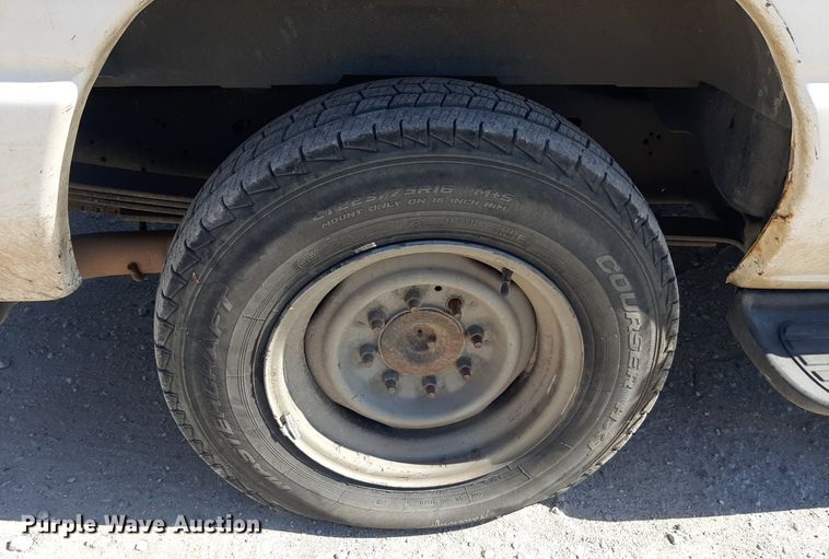 image for item OF9492 2013 Ford E350 XL Super Duty  van