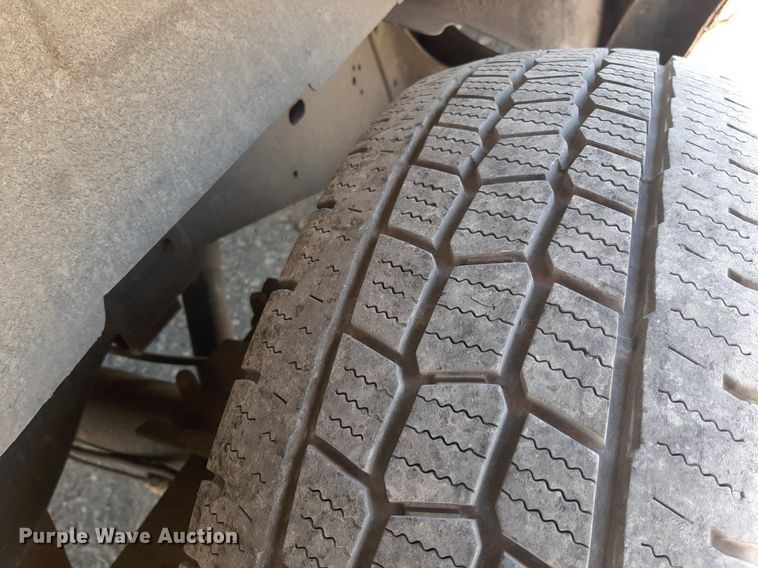 image for item OF9492 2013 Ford E350 XL Super Duty  van