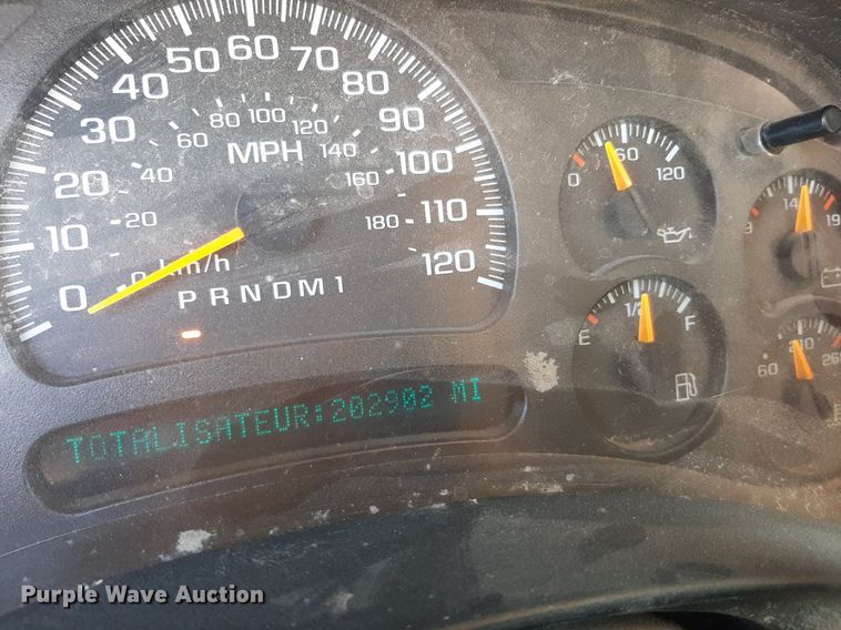 image for item OF9499 2007 Chevrolet Silverado 3500  Crew Cab flatbed pickup truck