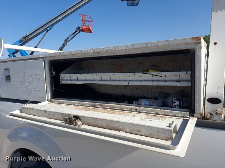 image for item OF9500 2014 Ford F150 XL  SuperCab pickup truck