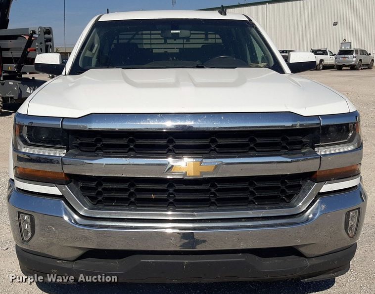 image for item OF9504 2017 Chevrolet Silverado 1500  Crew Cab pickup truck