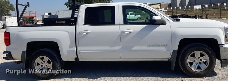 image for item OF9504 2017 Chevrolet Silverado 1500  Crew Cab pickup truck