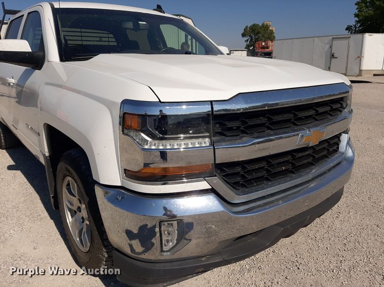 image for item OF9504 2017 Chevrolet Silverado 1500  Crew Cab pickup truck