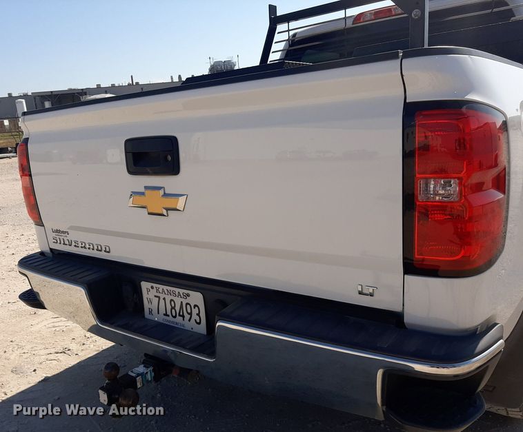 image for item OF9504 2017 Chevrolet Silverado 1500  Crew Cab pickup truck