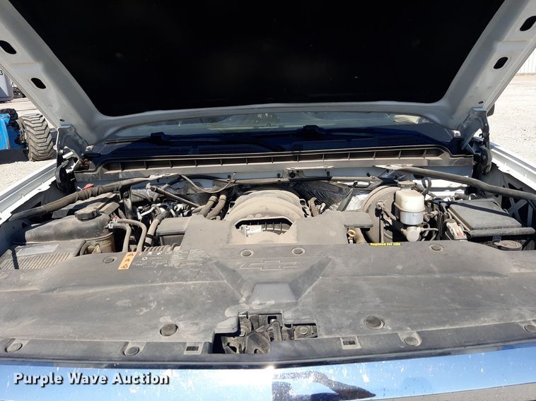 image for item OF9504 2017 Chevrolet Silverado 1500  Crew Cab pickup truck