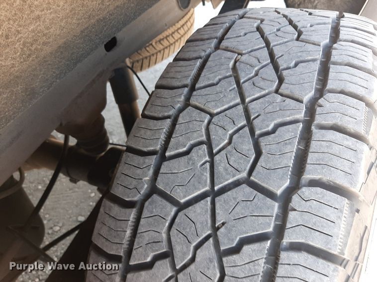 image for item OF9504 2017 Chevrolet Silverado 1500  Crew Cab pickup truck