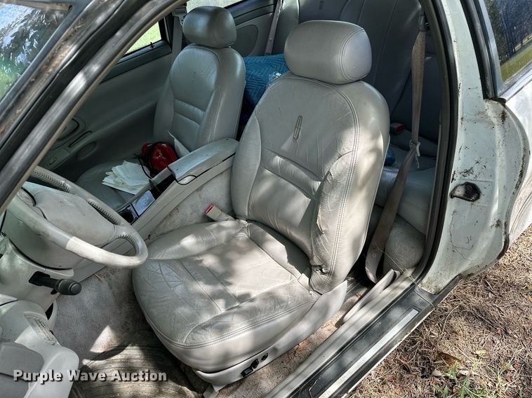 image for item OG9252 1995 Lincoln Mark VIII