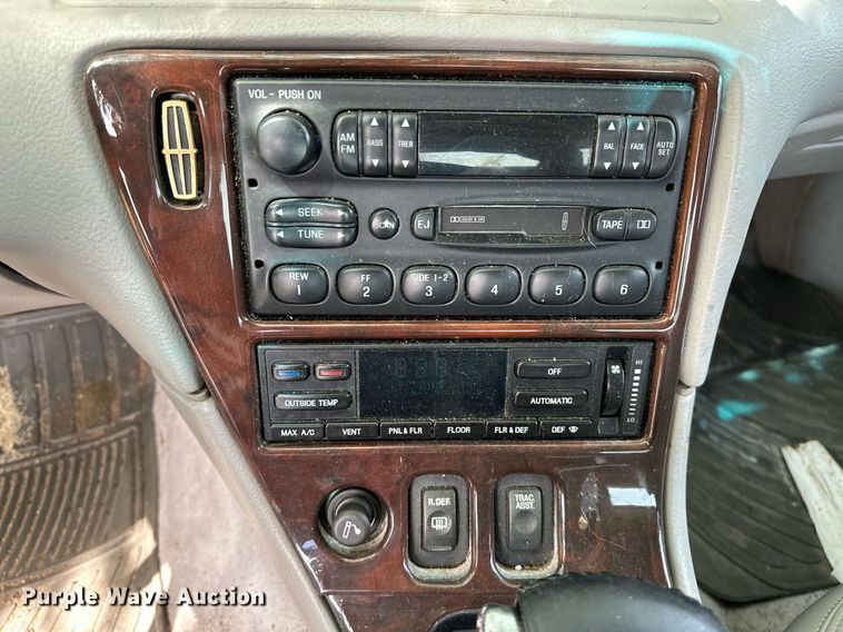 image for item OG9252 1995 Lincoln Mark VIII