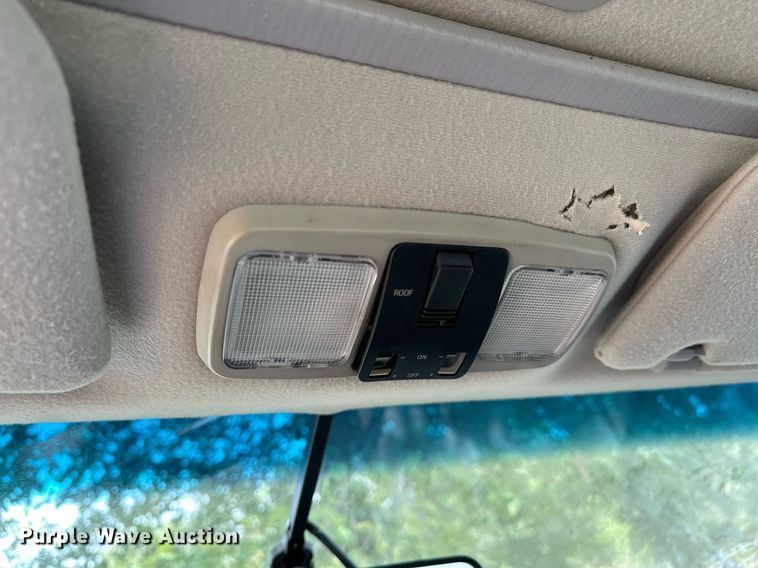 image for item OG9252 1995 Lincoln Mark VIII