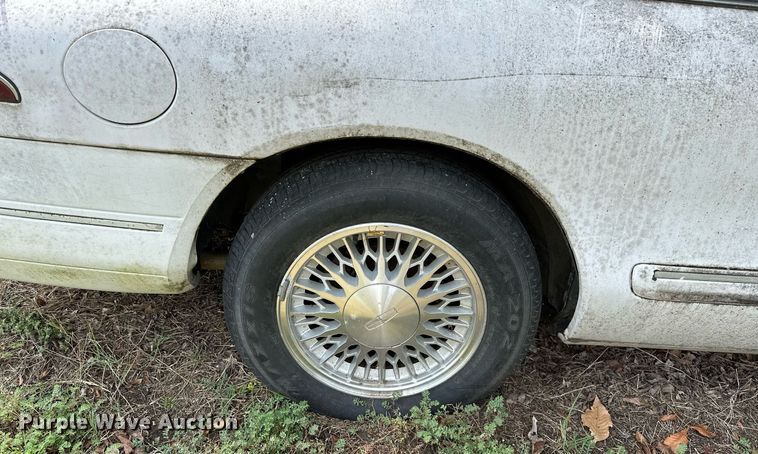 image for item OG9252 1995 Lincoln Mark VIII