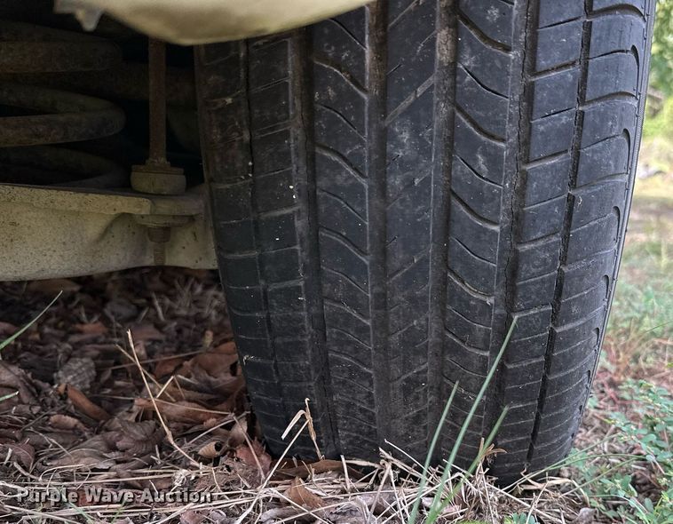 image for item OG9252 1995 Lincoln Mark VIII