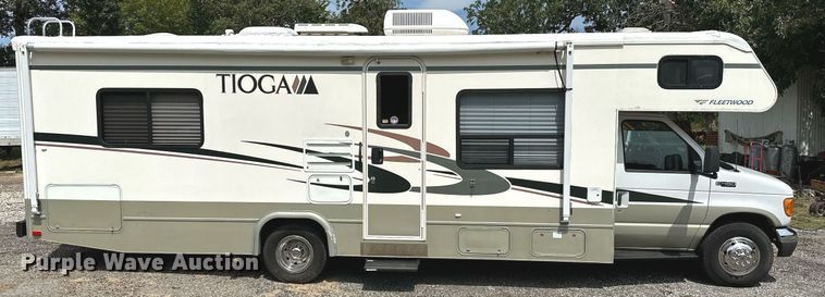 image for item OG9253 2004 Fleetwood Tioga  RV