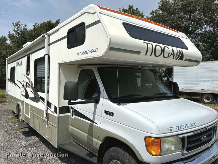 image for item OG9253 2004 Fleetwood Tioga  RV