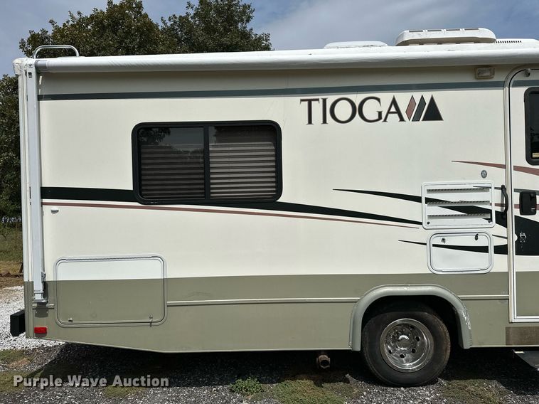 image for item OG9253 2004 Fleetwood Tioga  RV