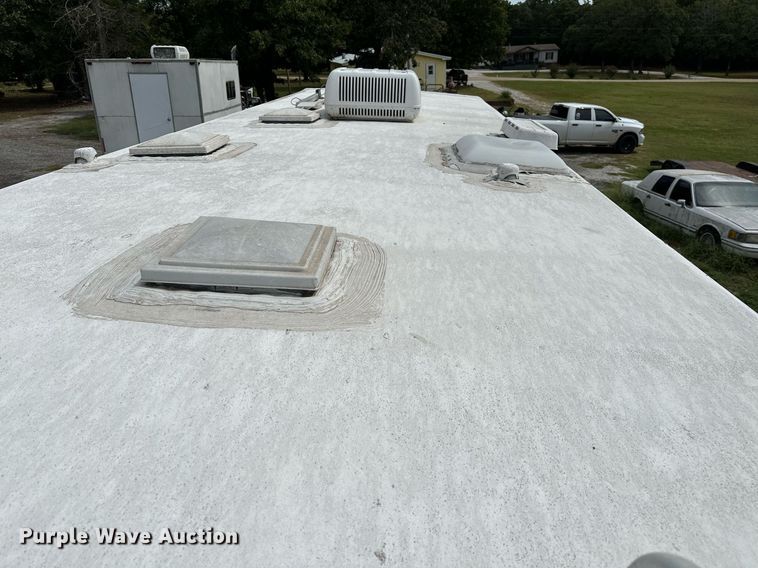 image for item OG9253 2004 Fleetwood Tioga  RV