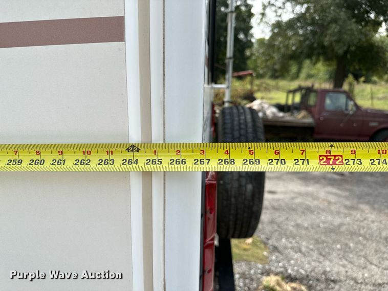 image for item OG9253 2004 Fleetwood Tioga  RV