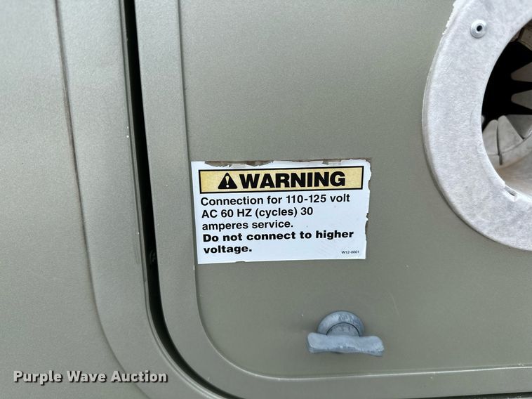 image for item OG9253 2004 Fleetwood Tioga  RV