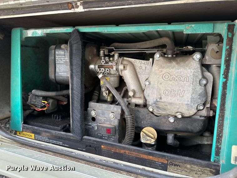 image for item OG9253 2004 Fleetwood Tioga  RV