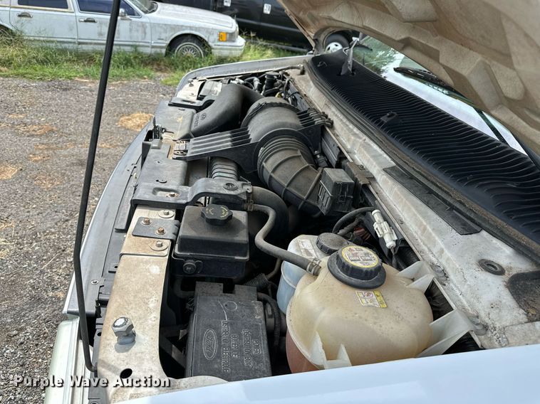 image for item OG9253 2004 Fleetwood Tioga  RV