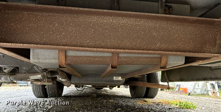 image for item OG9253 2004 Fleetwood Tioga  RV